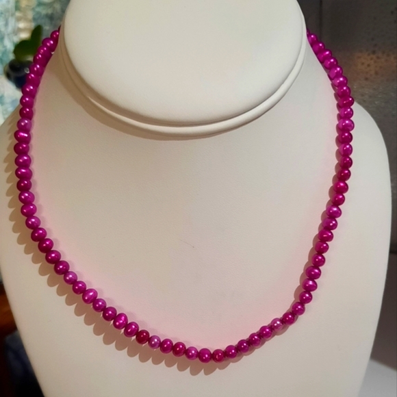 Purple Culture Freshwater Pearl Necklace - Picture 2 of 5